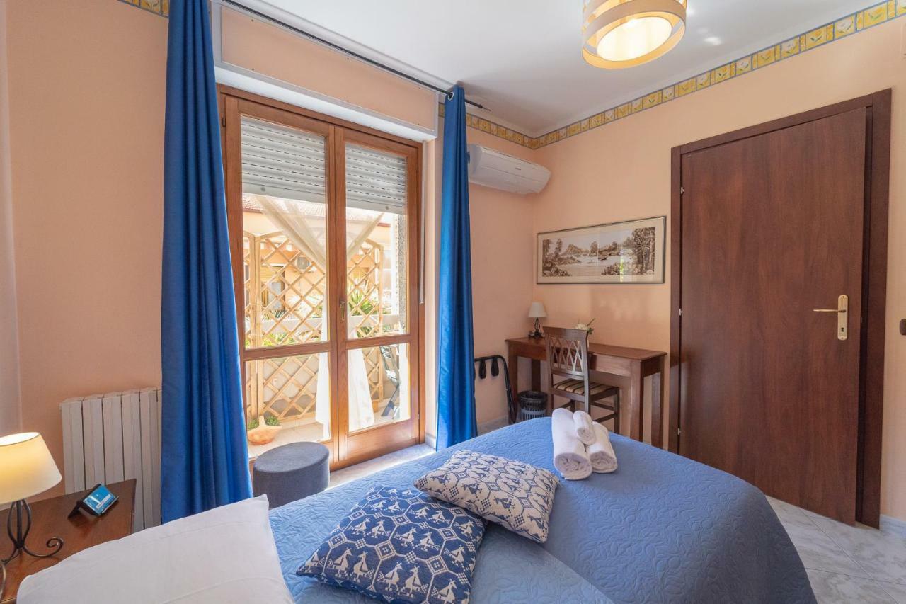 La Rosa - Elegant Rooms Sassari Zewnętrze zdjęcie