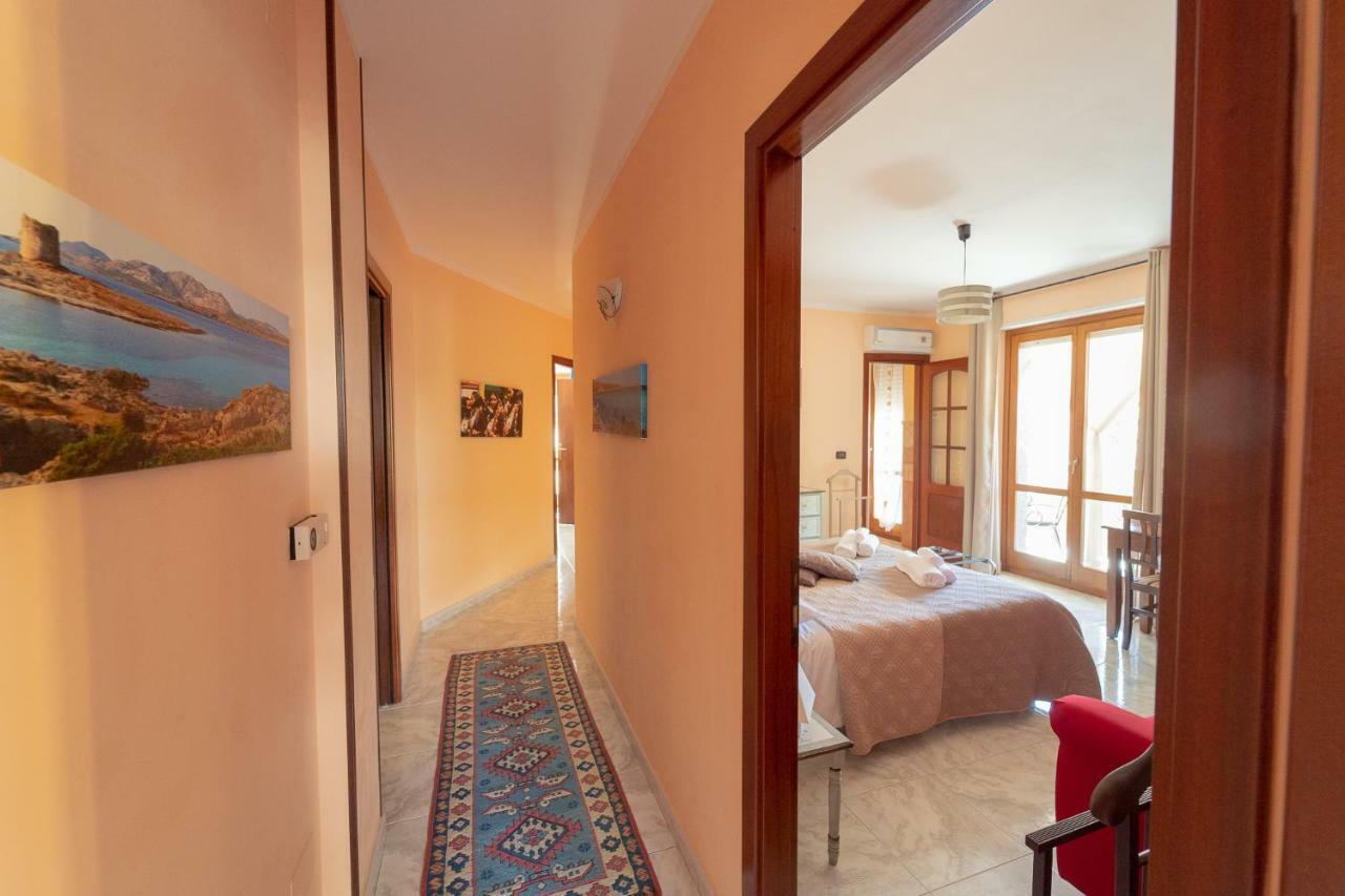 La Rosa - Elegant Rooms Sassari Zewnętrze zdjęcie