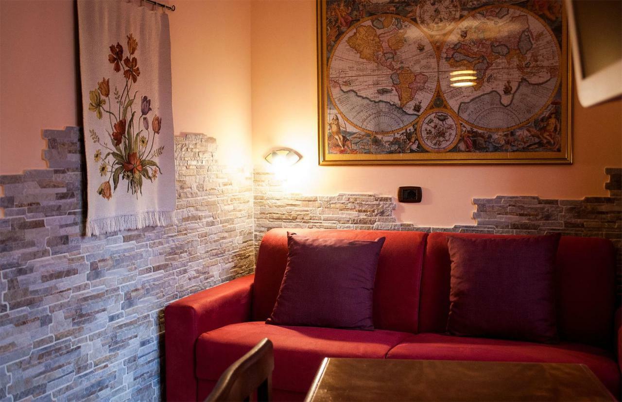 La Rosa - Elegant Rooms Sassari Zewnętrze zdjęcie